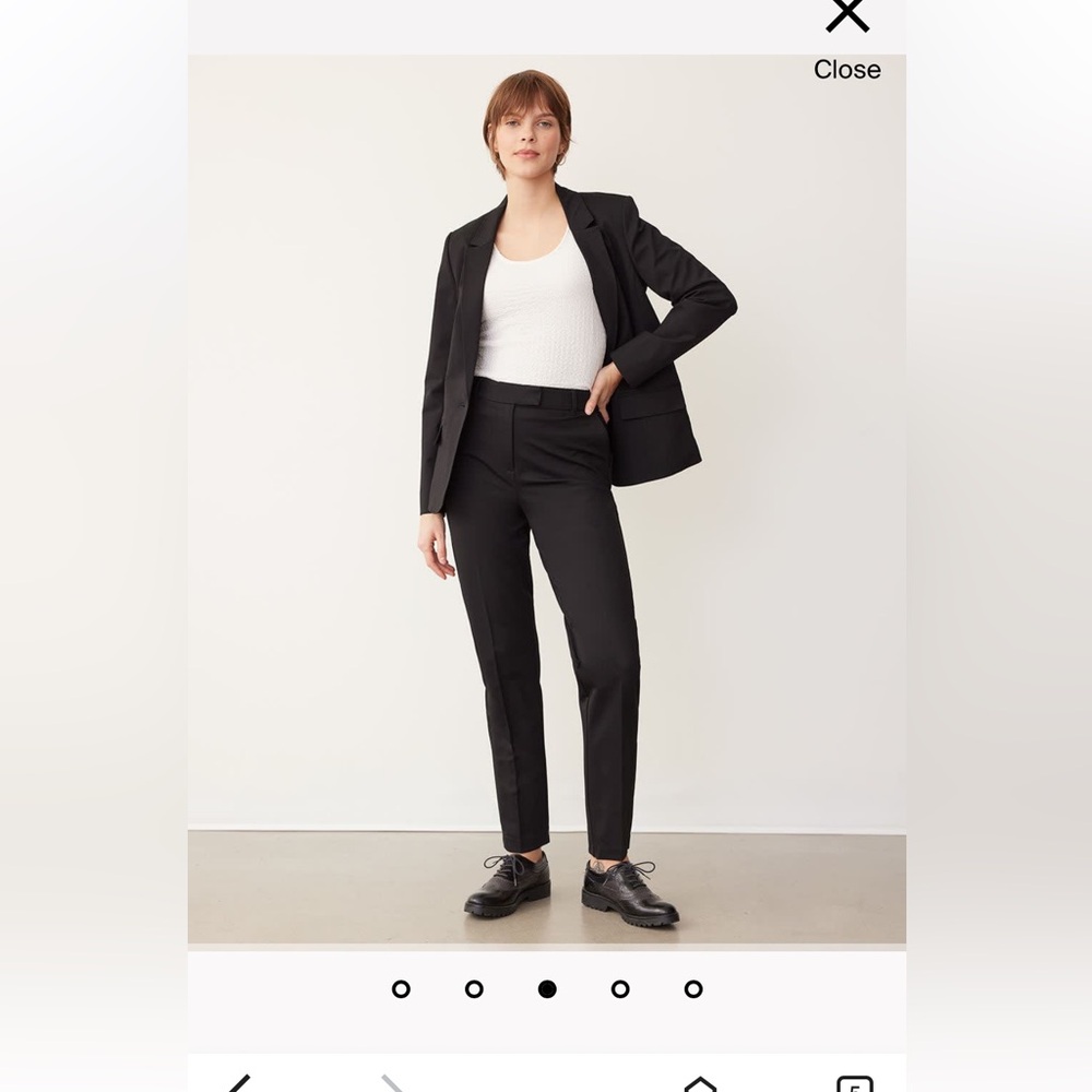high-waisted, narrow-legged pants black/pantalon à taille haute jambes étroites